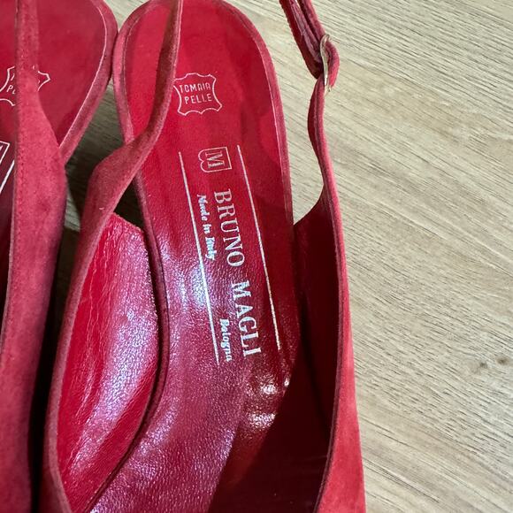 BBRUNO MAGLI Red VTG Pumps SZ 9 AA Cap Toe Slingback Heels Suede Snake Embossed - Picture 10 of 10